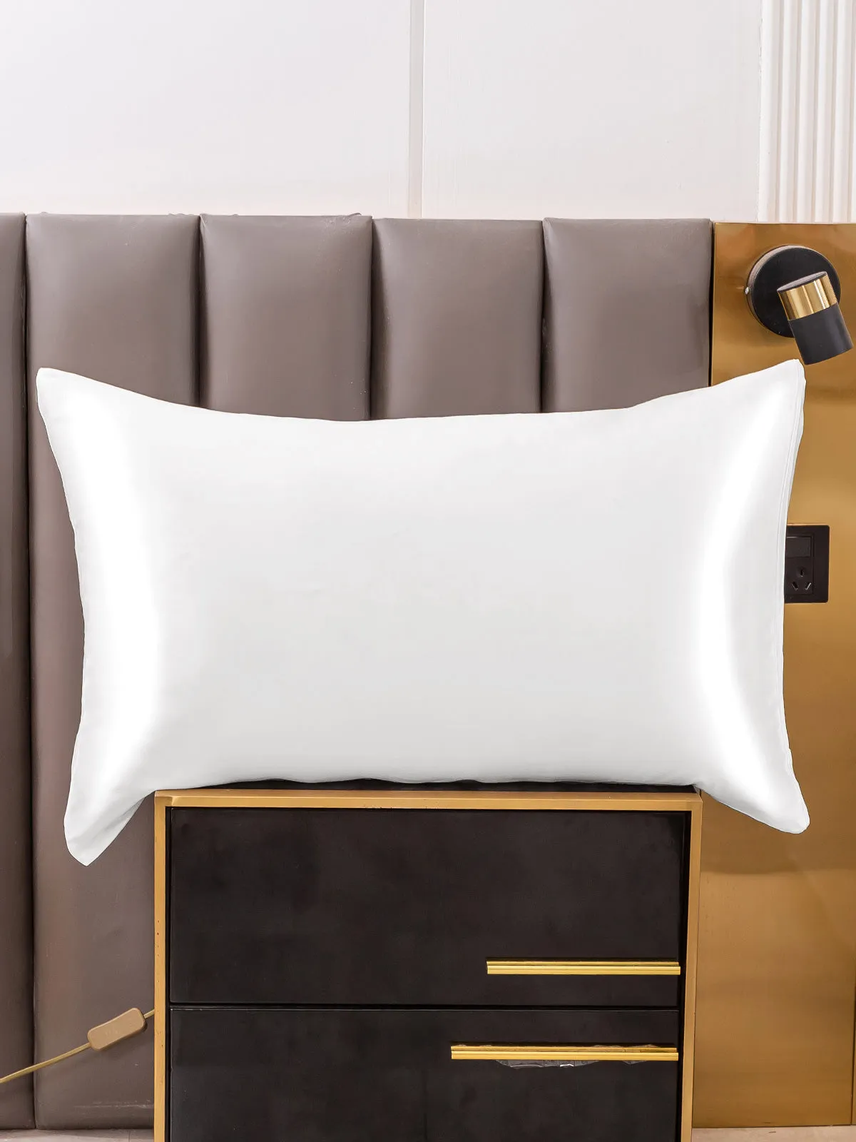 100% Silk 30Momme Luxurious Pillowcase - Hidden Zipper