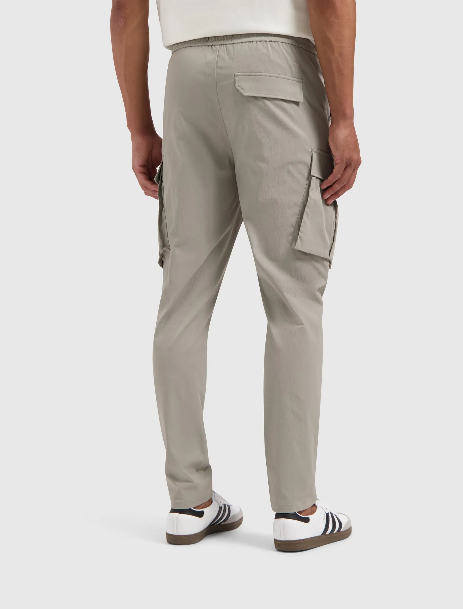 Crêpe Stretch Cargo Pants | Taupe