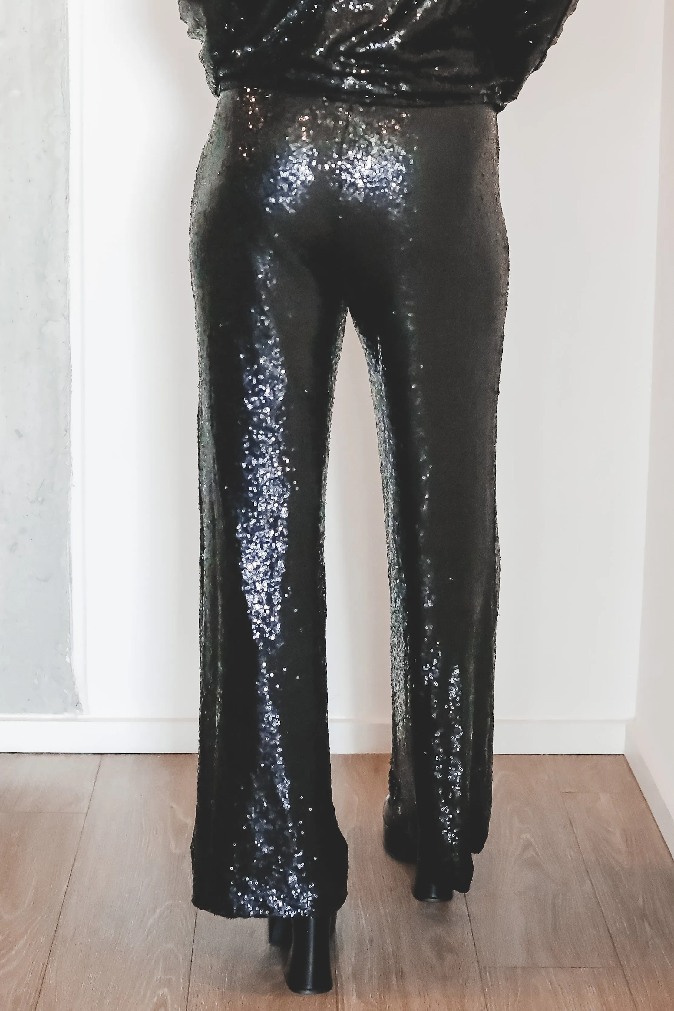 DEAL Professionally Sparkly Black Sequins Pants