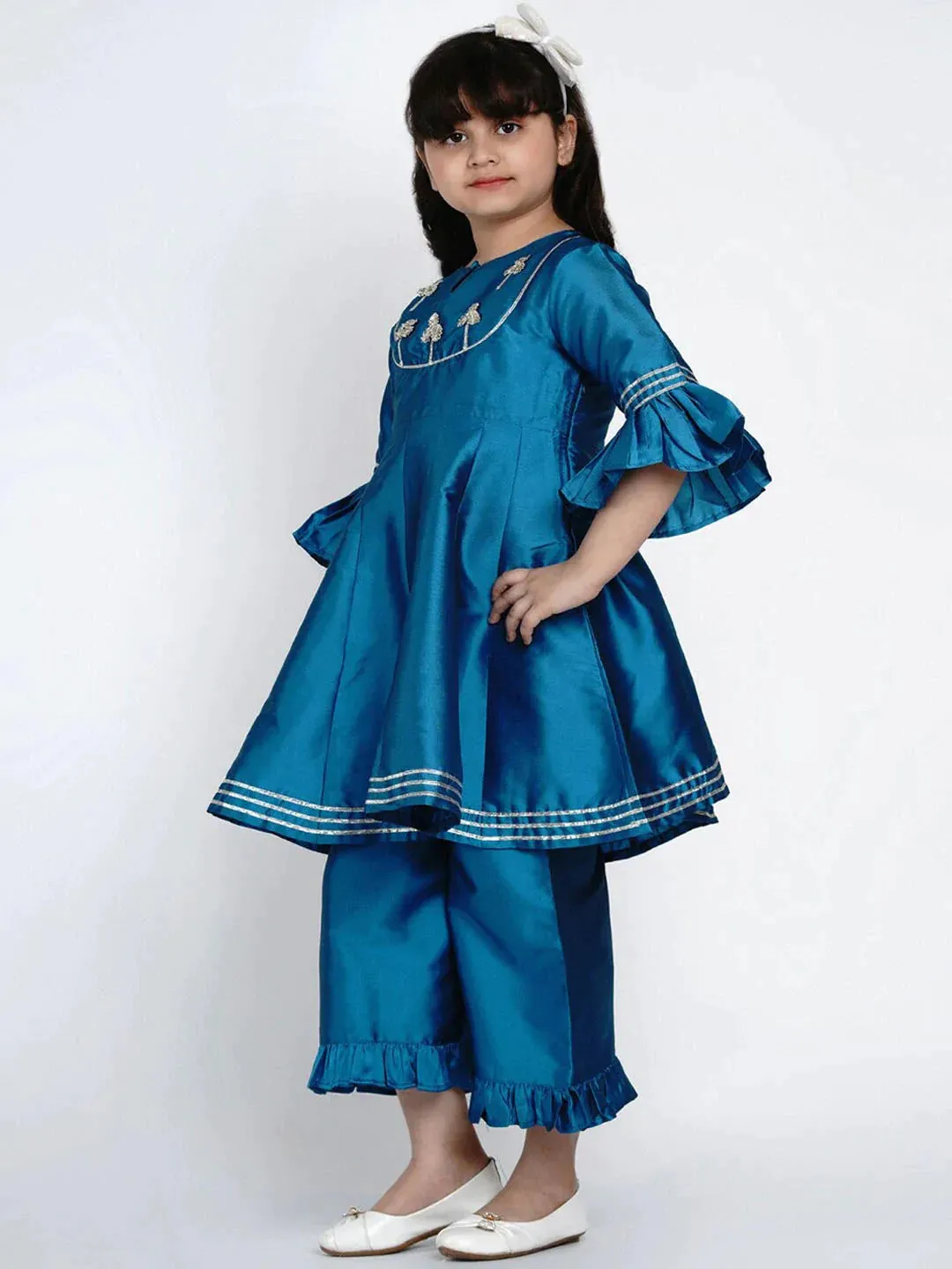 Girls Blue Embroidered Kurta With Palazzos