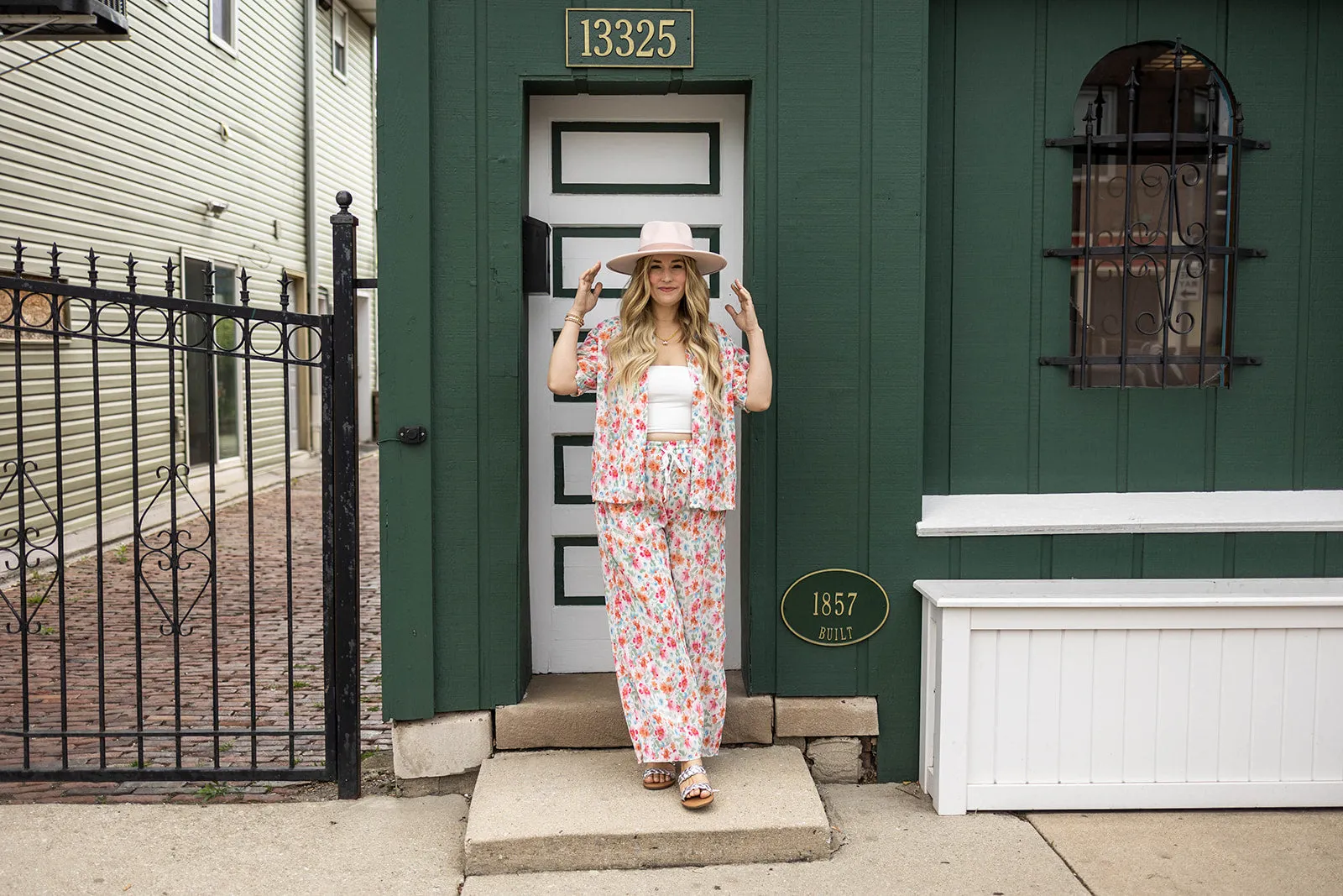 hattie pants in ivory floral