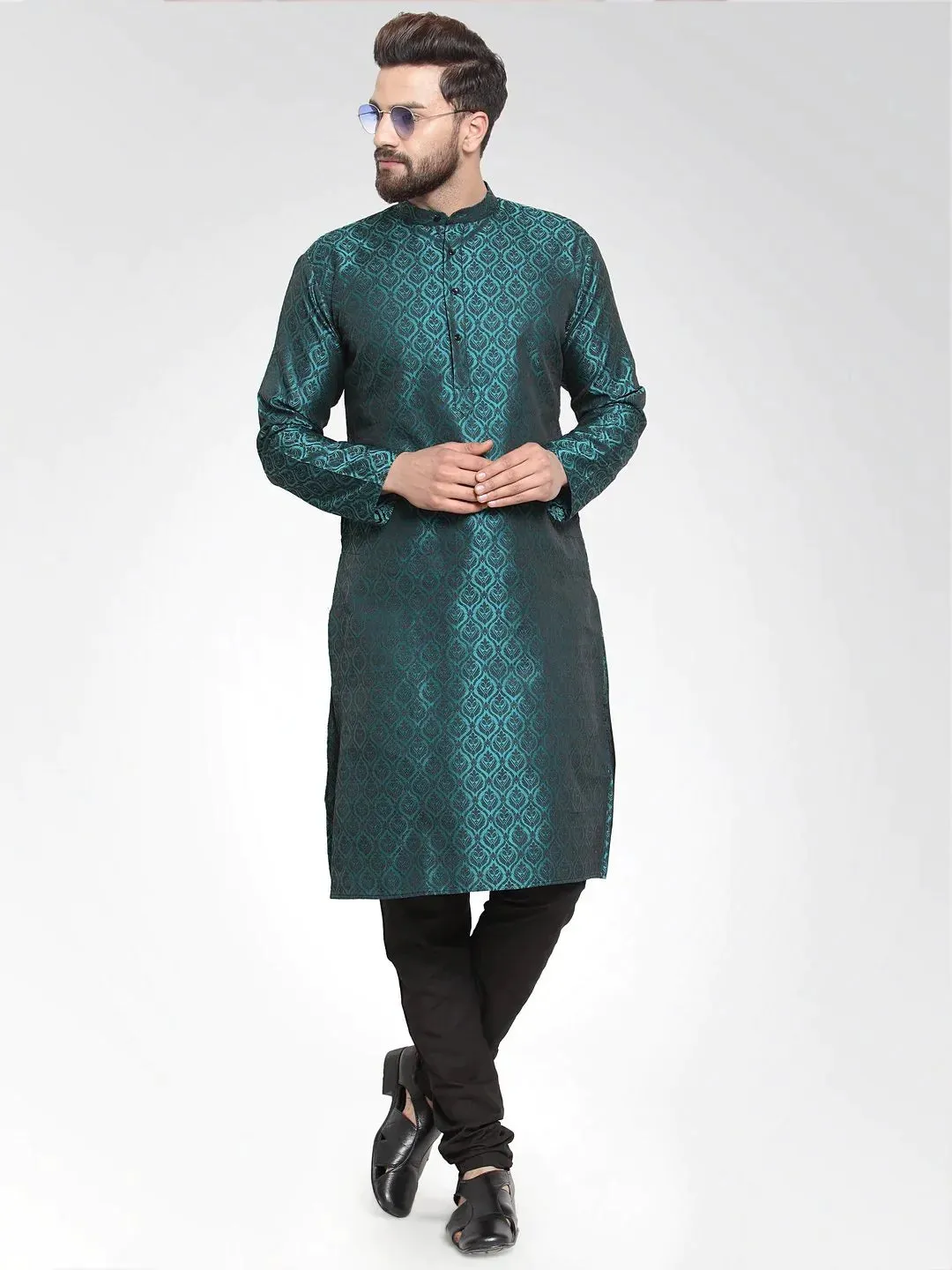 Men Green-Colored & Black Self Design Kurta With Churidar