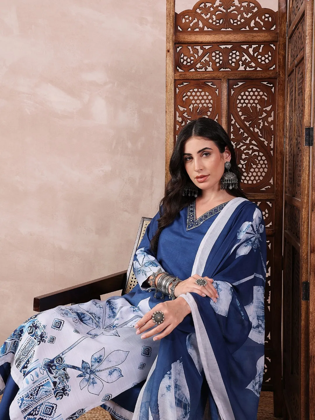 Women Blue Silk Blend Abstract Printed Straight Kurta Trouser With Dupatta