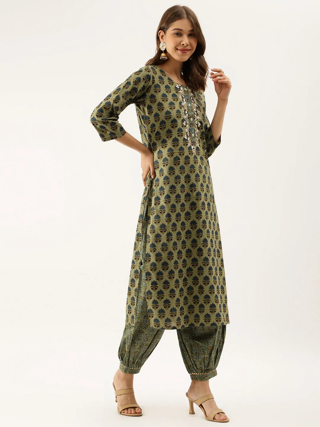 Women Green Floral Print Cotton Embroidered Kurta set with Dupatta