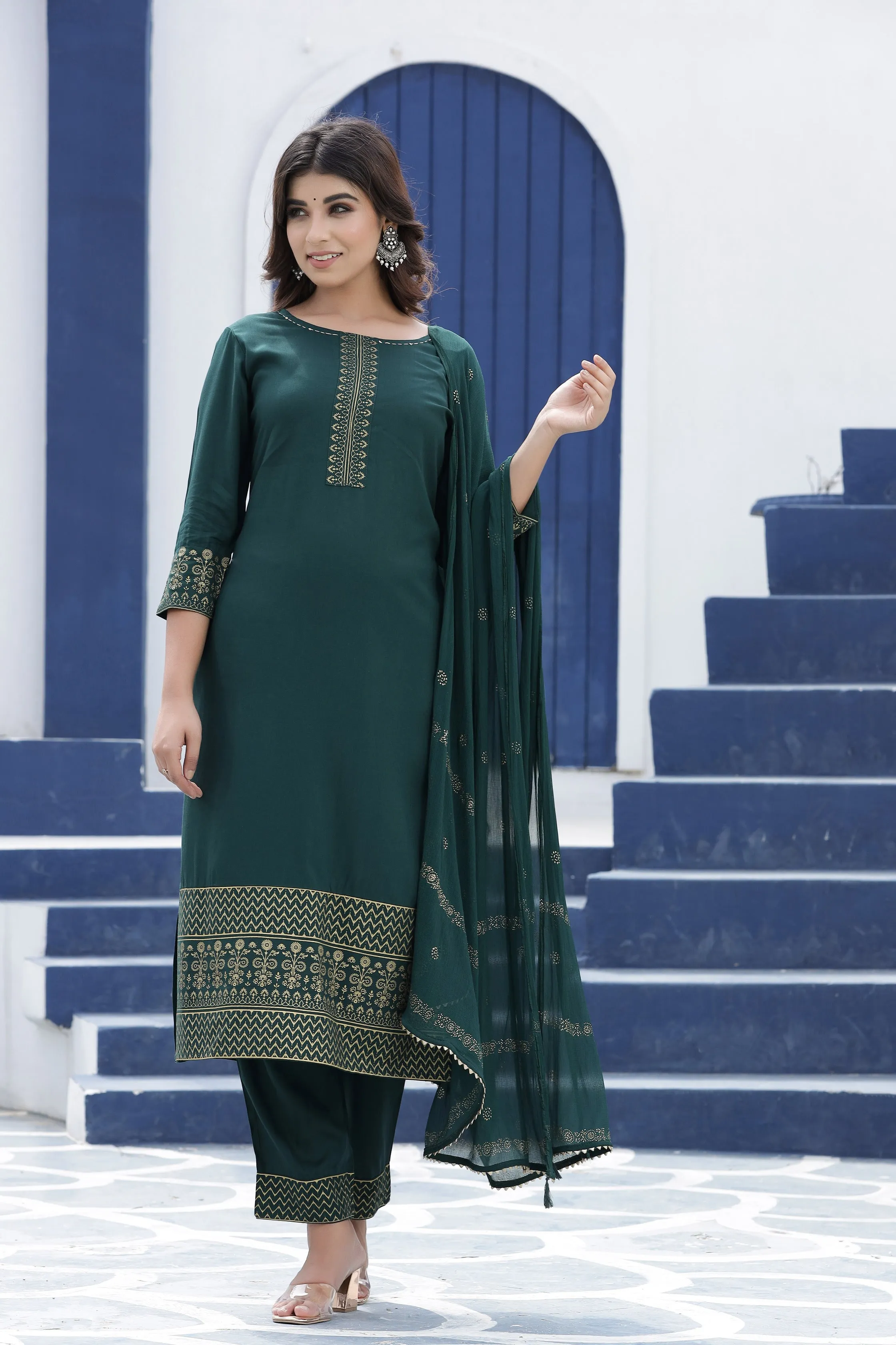 Women Green Solid Dupatta Set