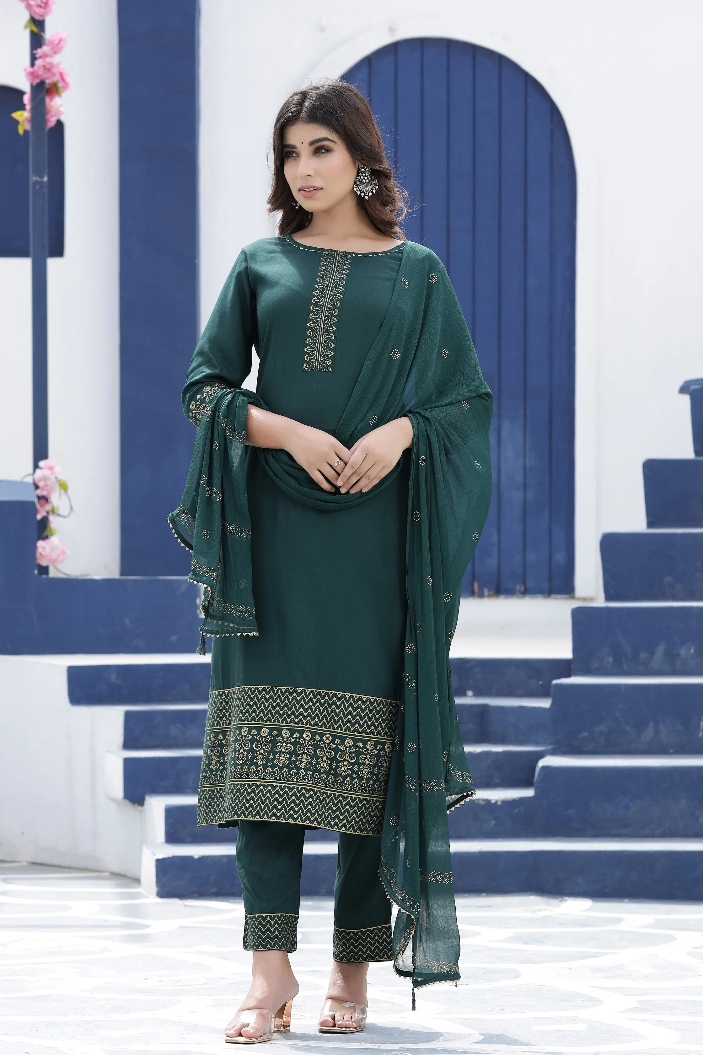 Women Green Solid Dupatta Set