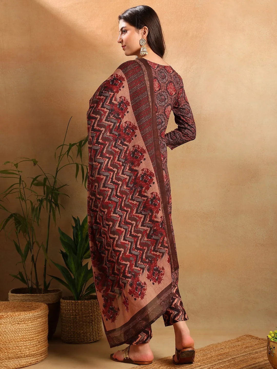 Women Multi Rayon Blend Floral Printed Straight Kurta Trousers With Dupatta