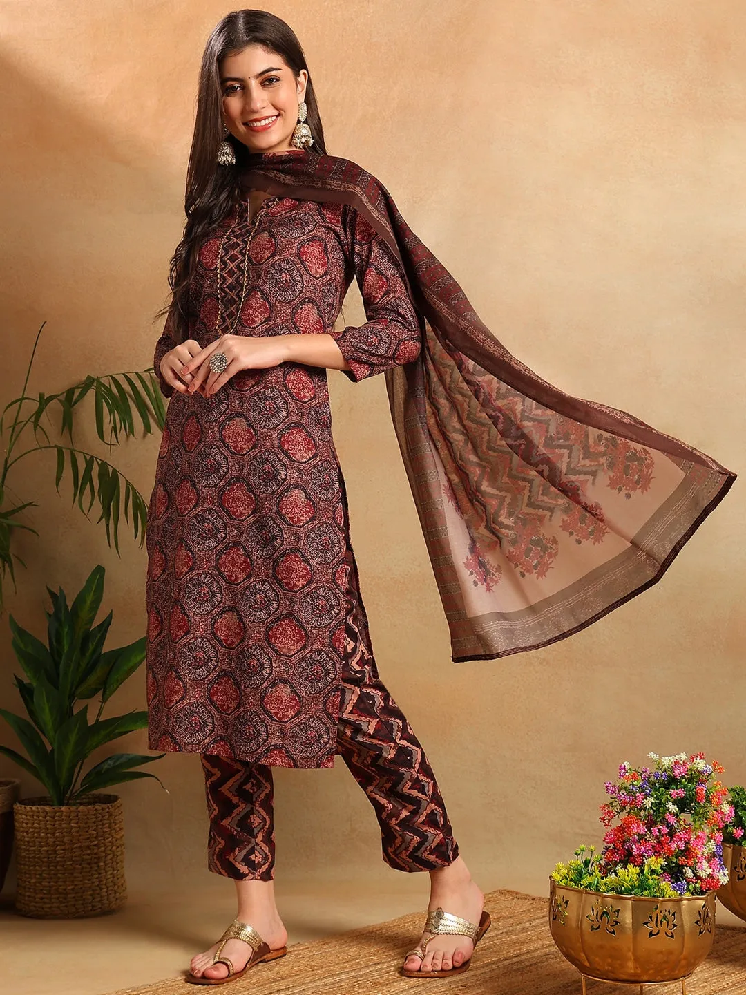 Women Multi Rayon Blend Floral Printed Straight Kurta Trousers With Dupatta